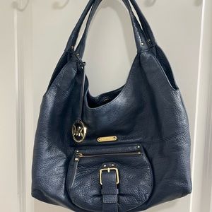 Navy tote
